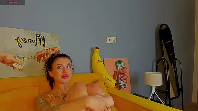 Chatroom XXX en direct de Karolina_Kar