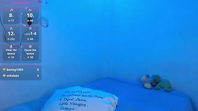 دردشة Alyson_17 الجنسية المباشرة