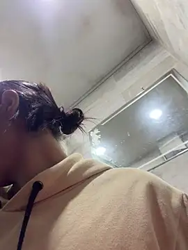 Isabella-Teen Live XXX-Chat