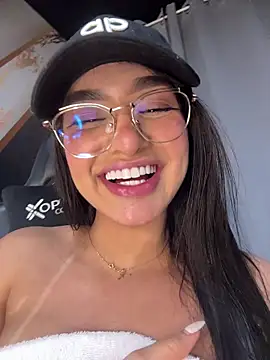 jenn_fit Chat XXX in diretta