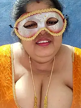 tamilthanushri 即時 XXX 聊天