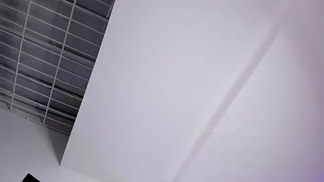 _Saraahのウェブカメラショー