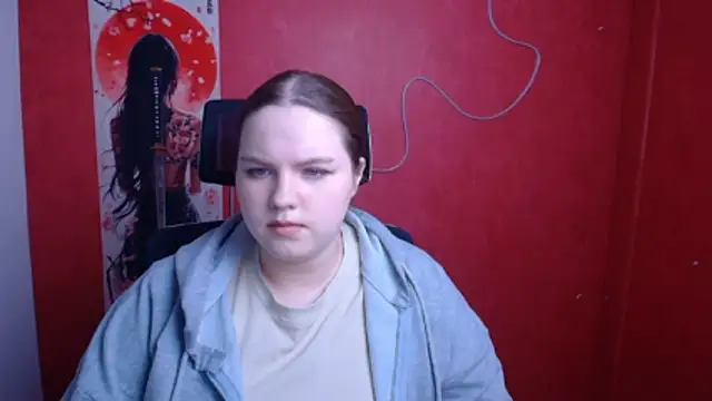 Kitty_Mia_Kitty: διαδικτυακό σόου στην κάμερα