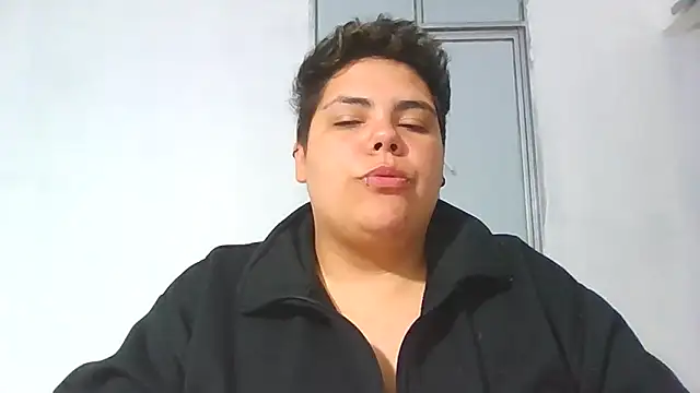 Hailey_Curvy's Live XXX Chat