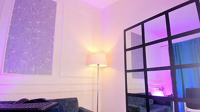 Adrian_Volt's Live XXX Chat