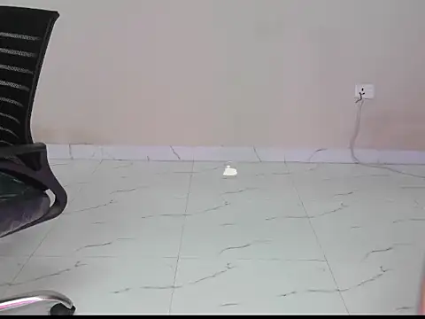 Saanvi_01 即時 XXX 聊天