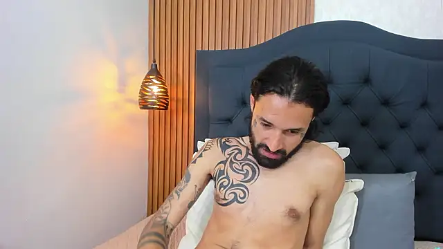 Hisoka_011 即時 XXX 聊天