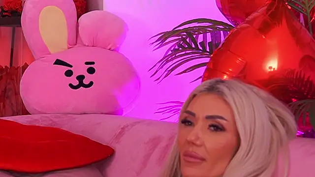 XXX chat uživo modela fallingangel