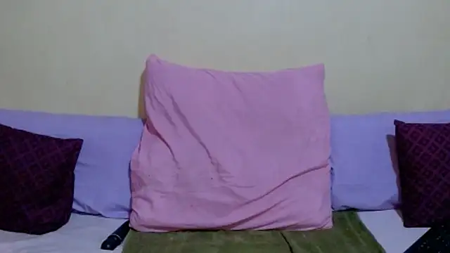 DiamondLuv29 Chat XXX in diretta