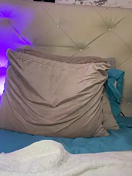 Lili__taylor élő XXX-chatje