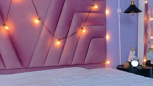 Czat XXX na żywo – kinkylittlegirll