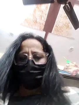 meenu_bhabhi547's Live XXX Chat