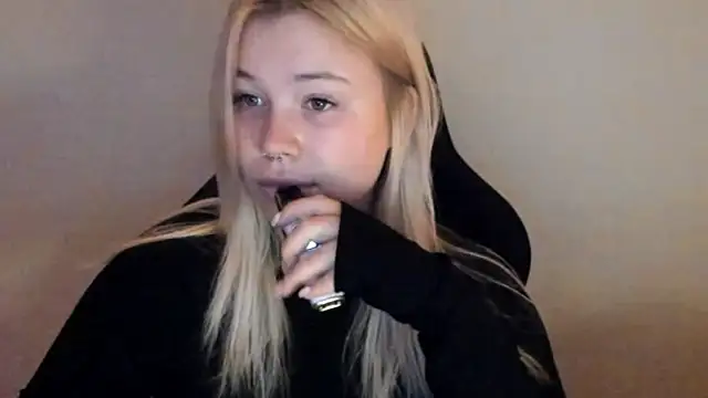 Lulu_Di's Live XXX Chat