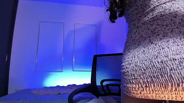 MeganWhite3 Chat XXX live