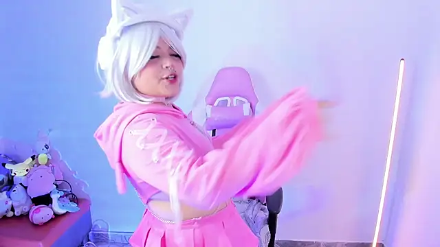 Ahri_Elderwood Chat XXX in diretta