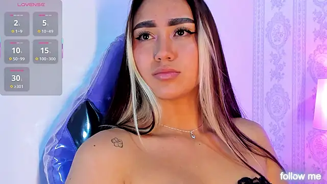 Chat +18 de liaa_18 ao vivo