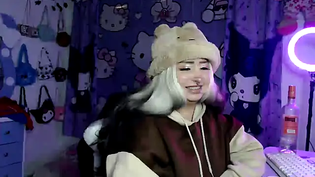 lussyevans24's Live XXX Chat