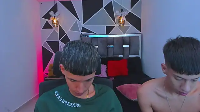 Juan_Nd_Steven: απευθείας συνομιλία ΧΧΧ