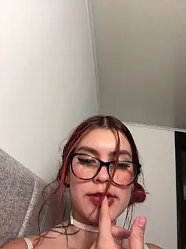 Isa_smeraldy's Live XXX Chat