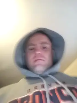 Fuchosy: απευθείας συνομιλία ΧΧΧ