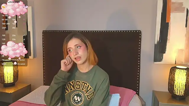 seraphine_star Show in webcam