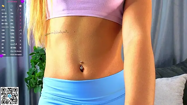 NaughtySeraphine's Live XXX Chat