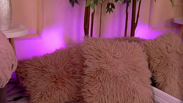 CrystalRedx Chat XXX in diretta