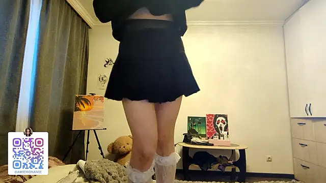 Онлайн чат XXX Qwami_Amie