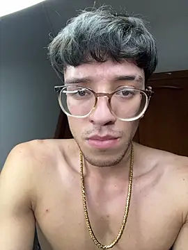 ArthurDavies_ Live XXX-chat