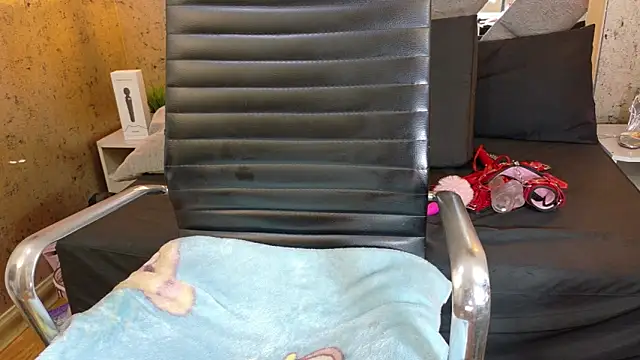 SaraFoxxx__'s Live XXX Chat