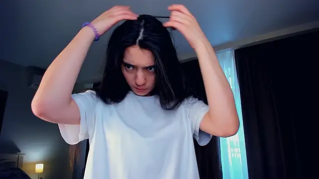 ReynaRhew: вебкам-шо у