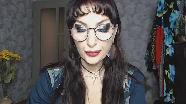 Aziza1 webkamerás műsora