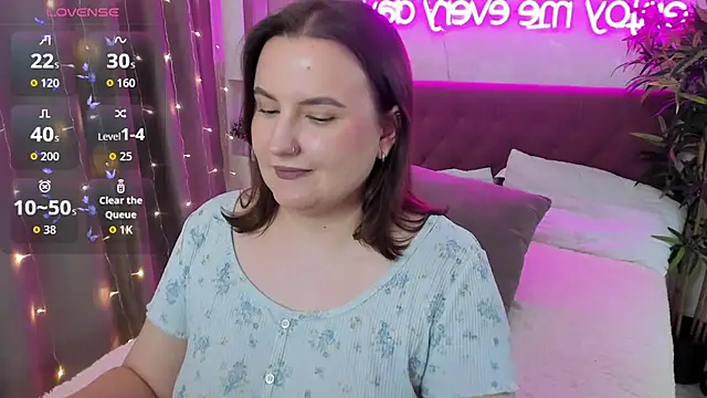 FeralPeach Chat XXX in diretta