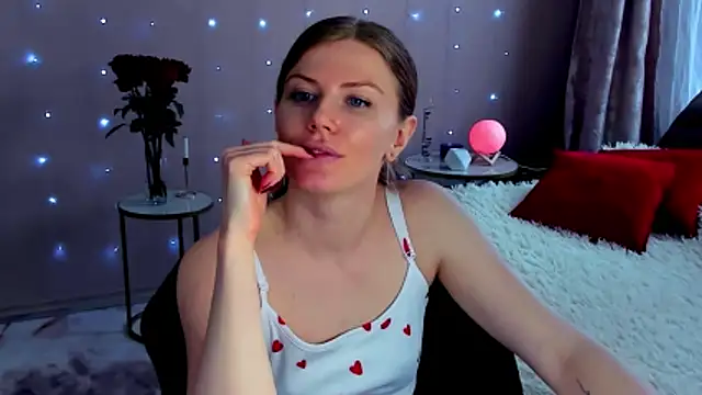 JinnaGreat's Webcam Show