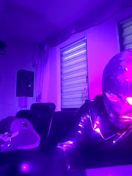 Crystalbitchx 即時 XXX 聊天