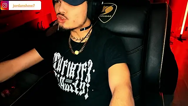 JordanShow Adlı Modelin Canlı XXX Sohbeti
