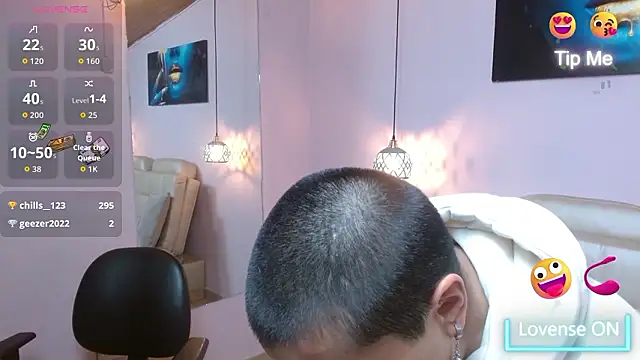 nato_evans' Live XXX Chat