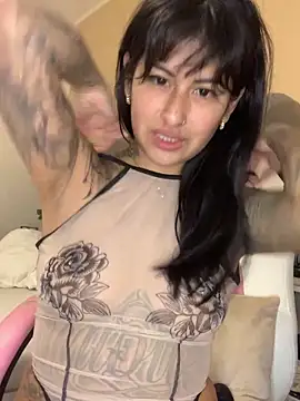 mrskarmaa Adlı Modelin Canlı XXX Sohbeti