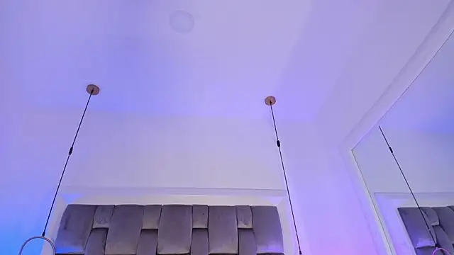 OnlyGia Chat XXX live