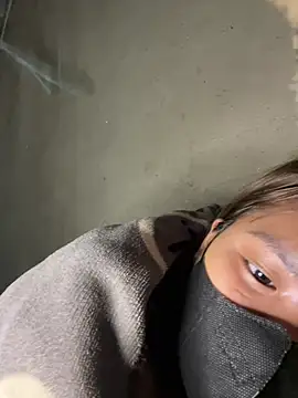 Chat XXX ao vivo de hello-cute