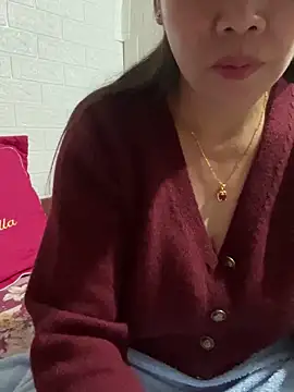 tabby-cat11 Adlı Modelin Canlı XXX Sohbeti