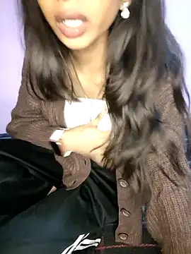 -AYUSHI01's Webcam Show