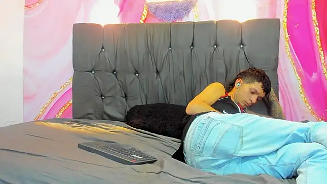 Show de Straight_Guy22 na webcam