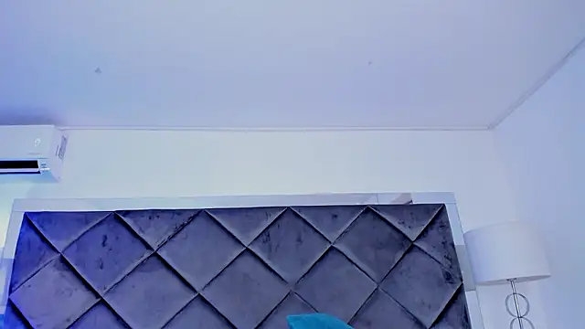 Chat +18 de Ashanti_Moreno ao vivo