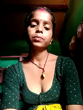 Alisha_beby143 Adlı Modelin Canlı XXX Sohbeti