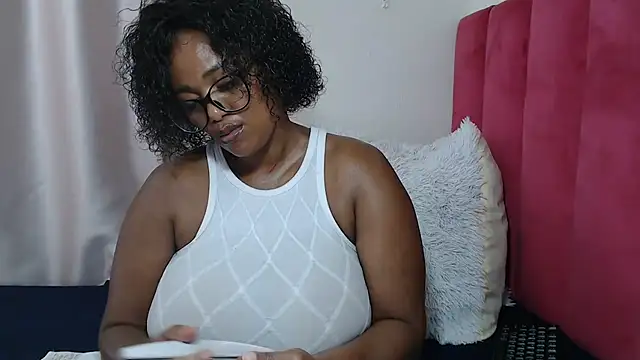 Stormy-Stellaのウェブカメラショー