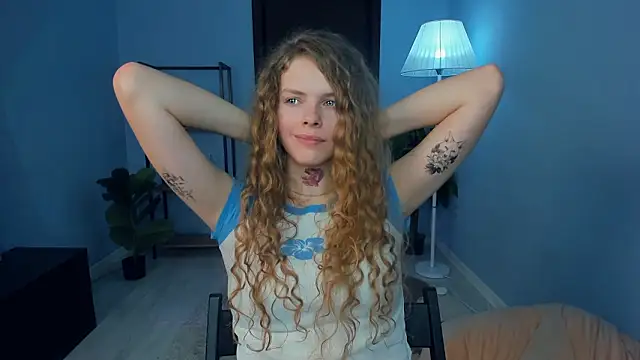 RayaNenlia Chat XXX in diretta