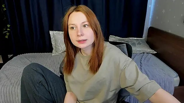 Chat +18 de Lola_Raivis_ ao vivo