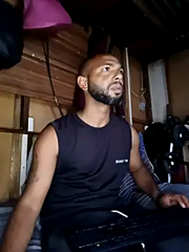 Camodick Adlı Modelin Canlı XXX Sohbeti