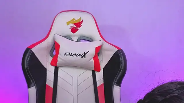 Chat +18 de daniela_rivasthl ao vivo